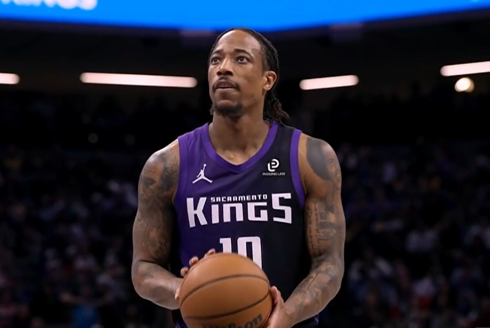 开云官网-东詹组合64分！湖人112-124国王，谁是3连败罪魁？赛后数据给答案